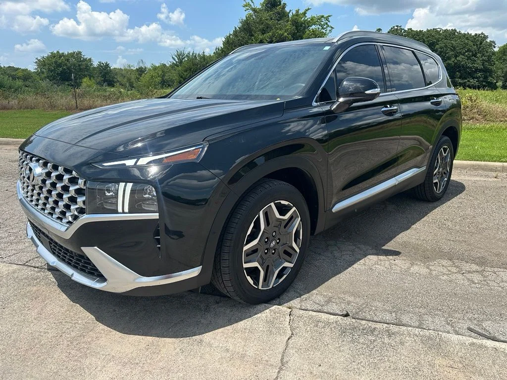 Used 2023 Black Hyundai Limited image 1