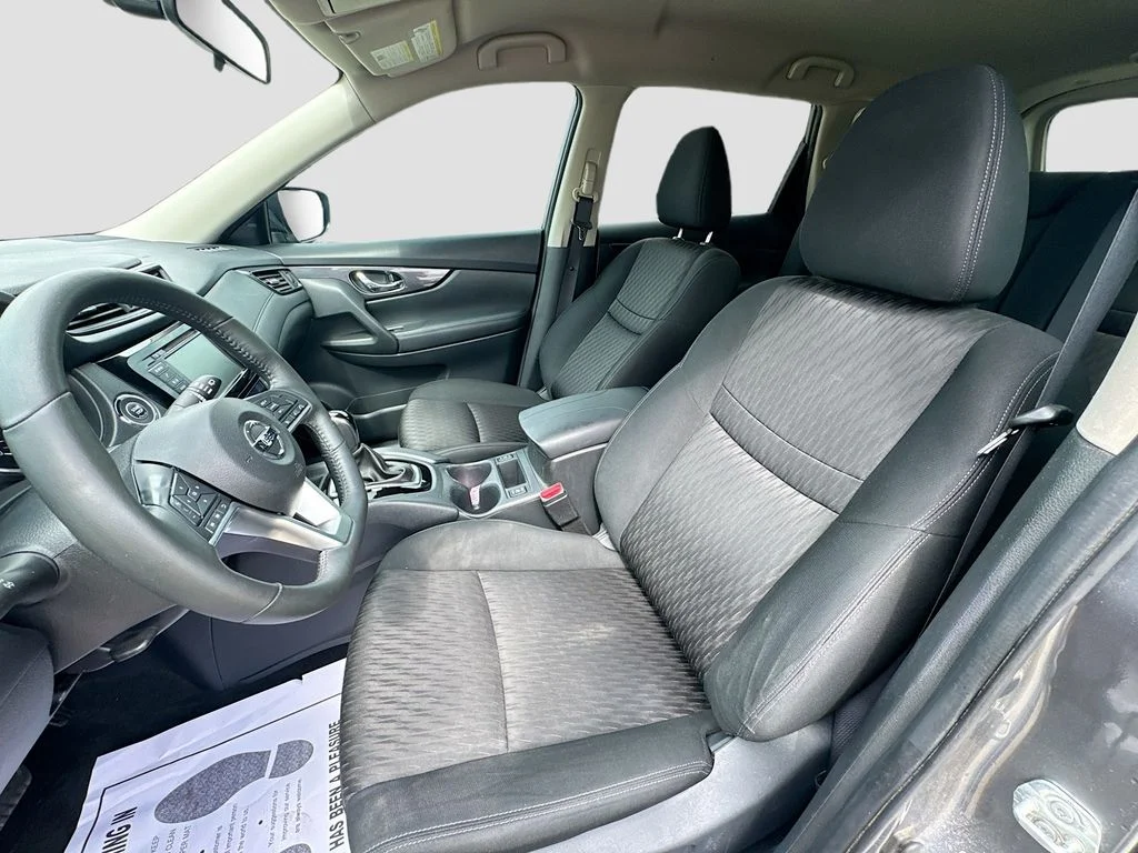 Used 2018 Gray Nissan SV image 24