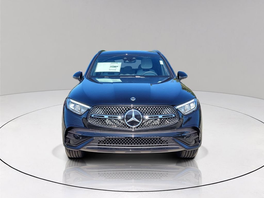 New 2026 Black Mercedes-Benz GLC 300 image 2