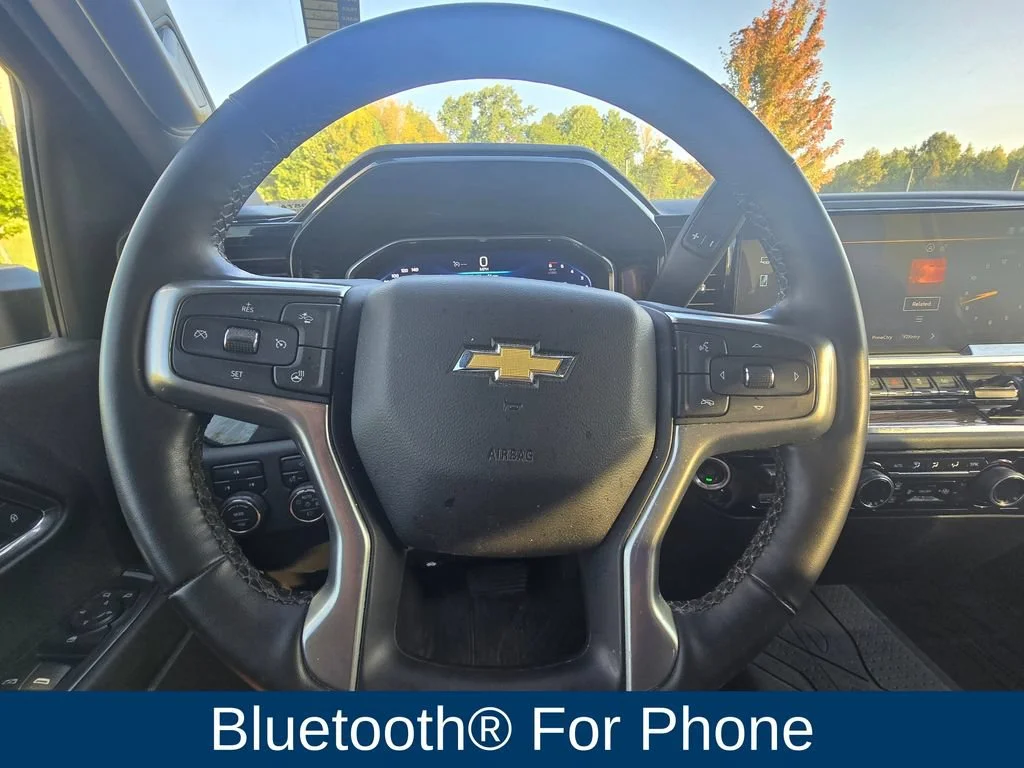 Used 2024 Slate Gray Metallic Chevrolet LT image 20