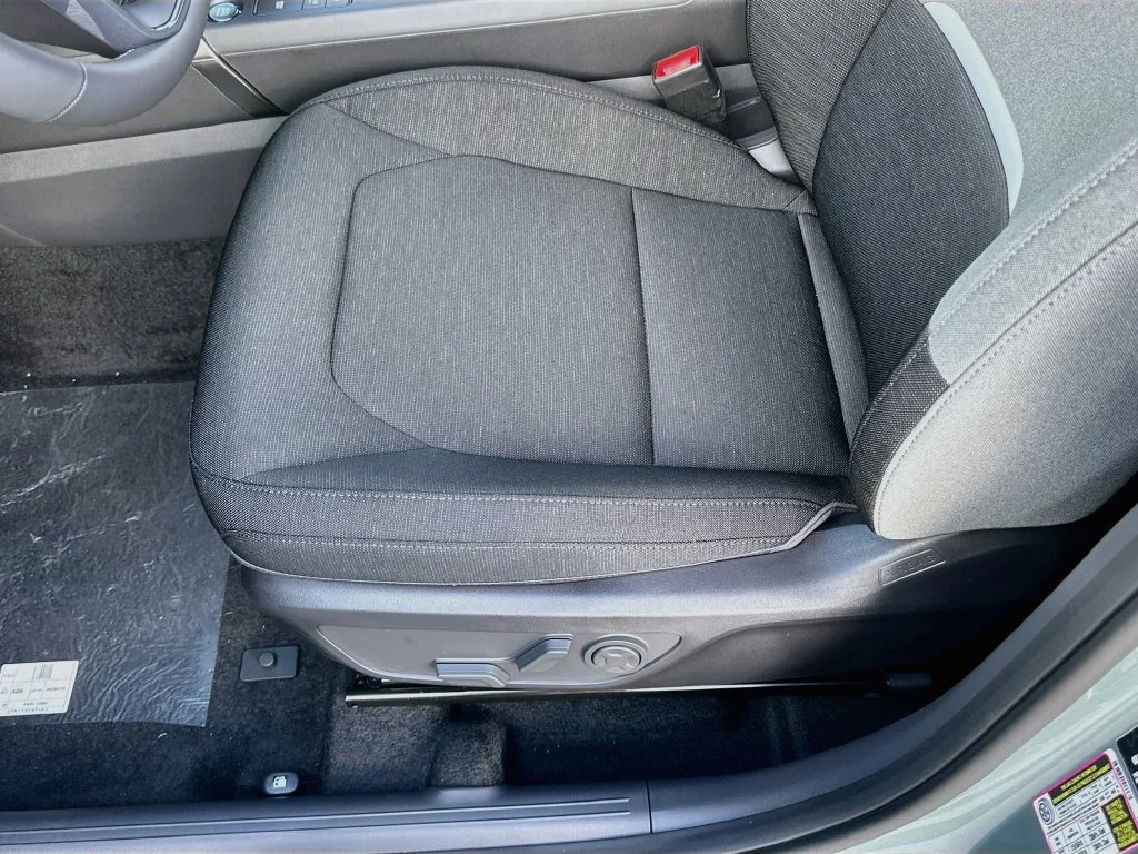 New 2027 Iceberg Green Kia S image 18