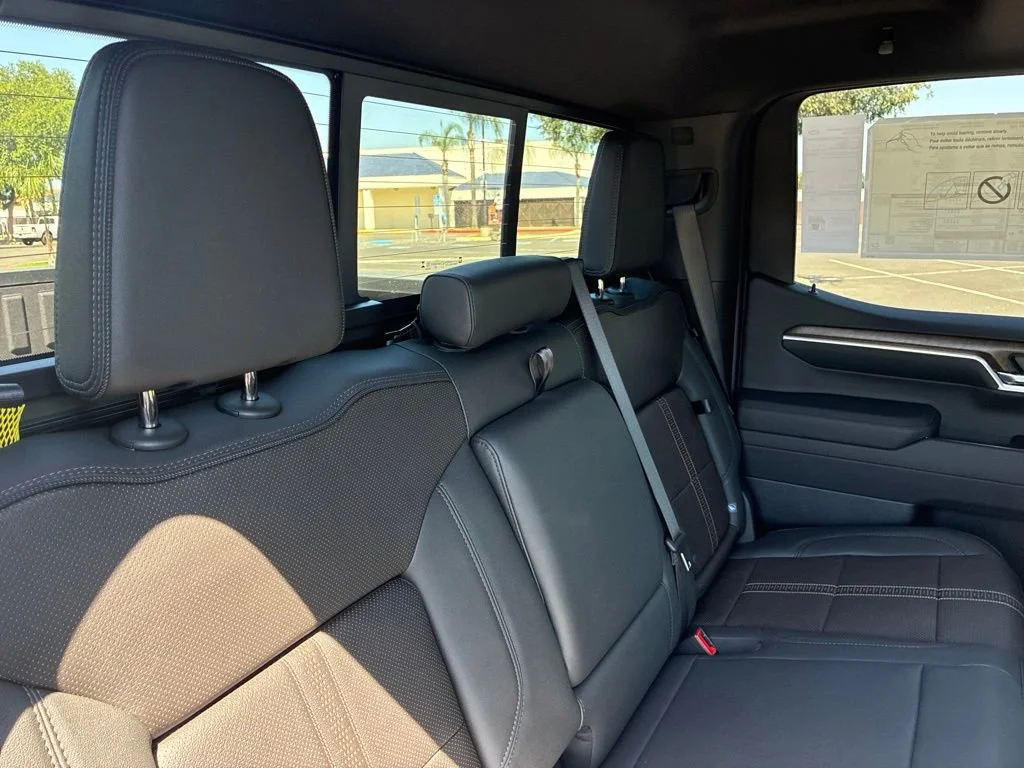 2026 Chevrolet Silverado 1500 High Country - Photo 23