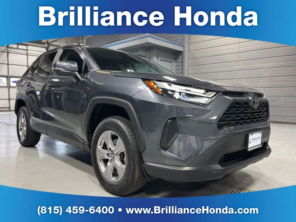 2023 Toyota RAV4 XLE AWD's photo