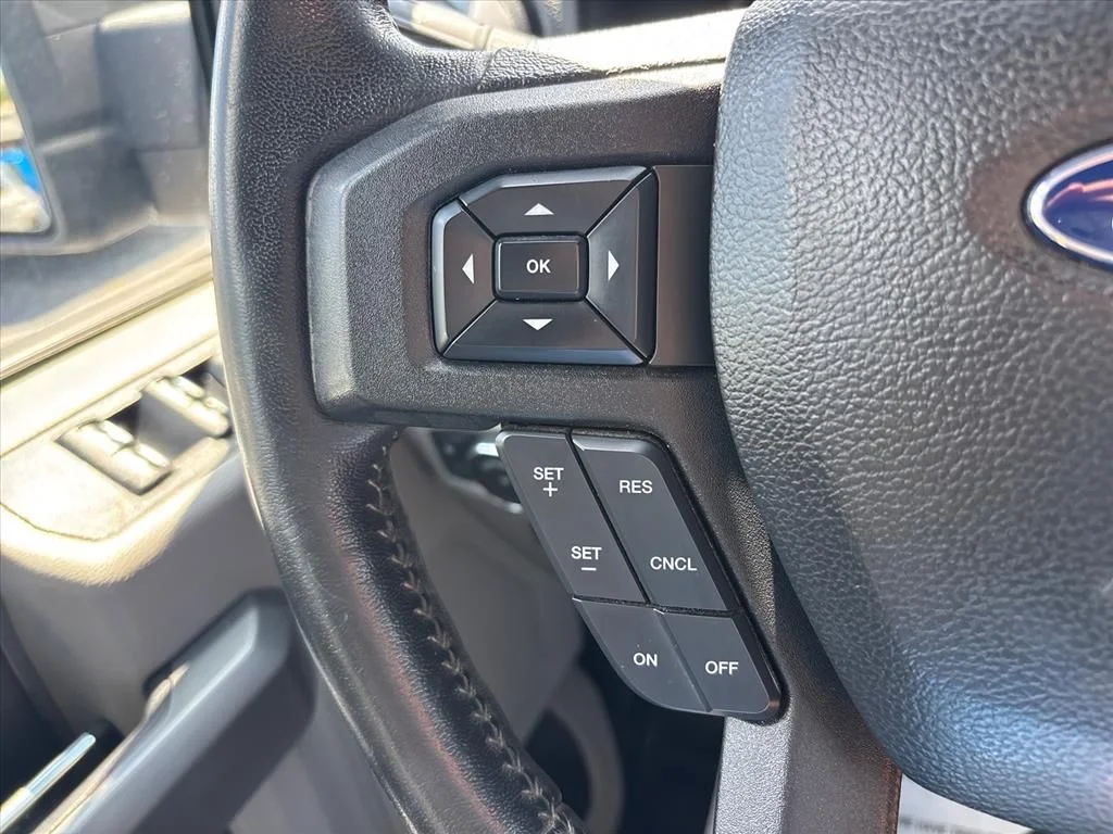 Used 2018 Black Ford XLT image 30