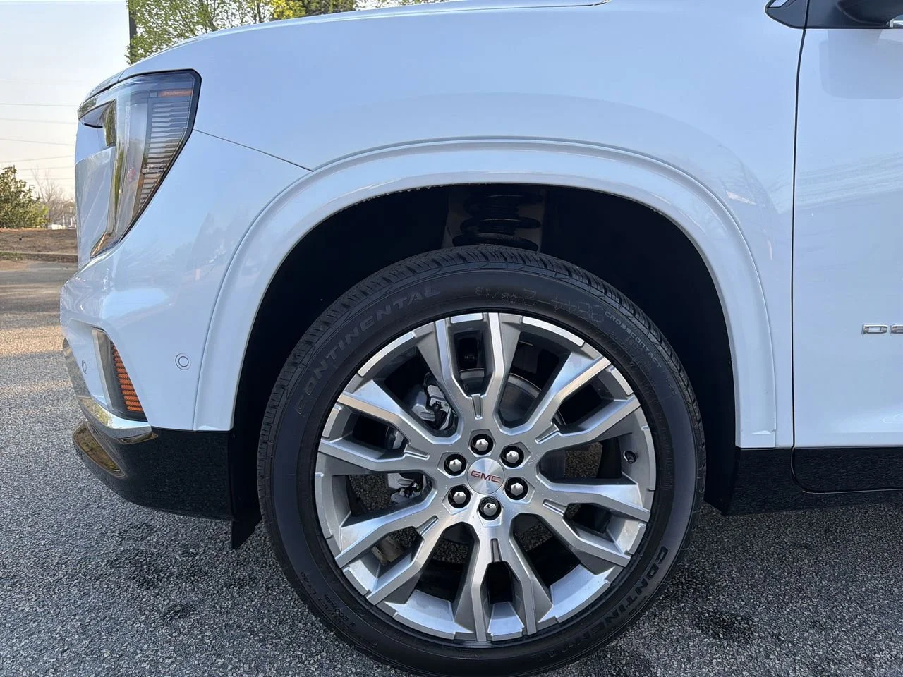 New 2026 Glacier White Tricoat GMC Denali image 28