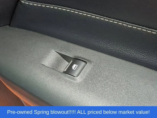 Used 2021 Orange Ford Shelby GT500 image 39