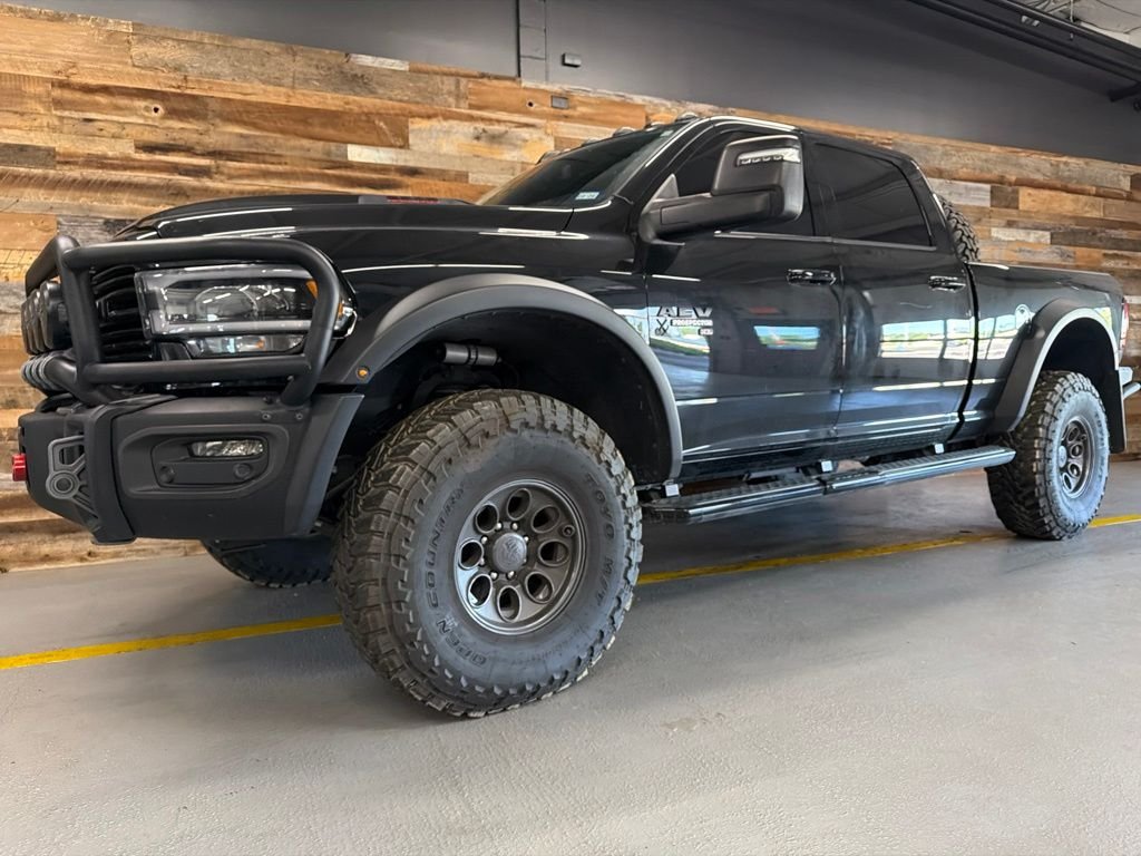 Used 2023 Diamond Black Ram Laramie image 14