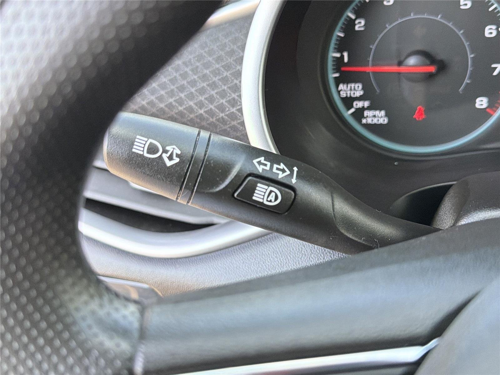 Used 2025 Mosaic Black Metallic Chevrolet LT image 14