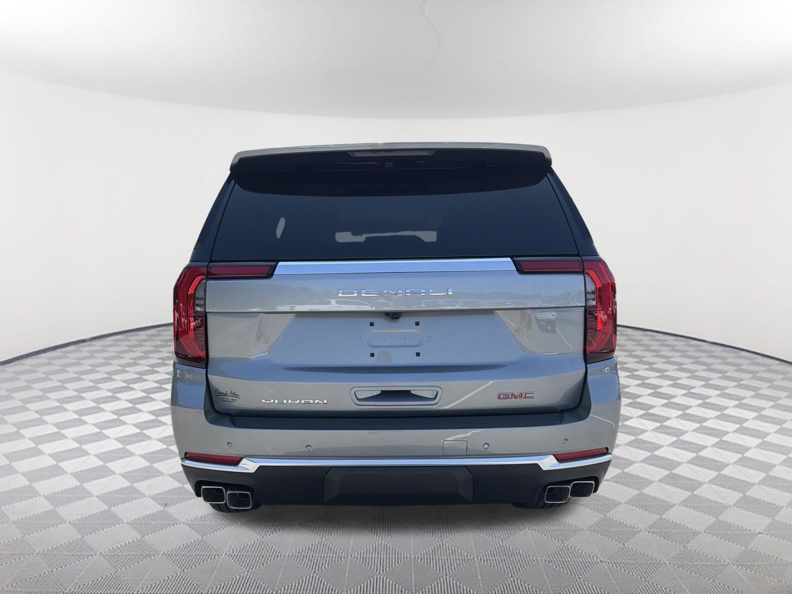 2026 GMC Yukon Denali - Photo 6