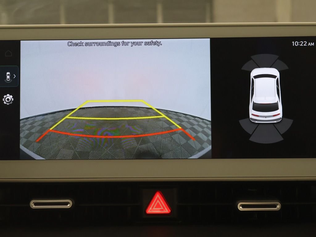 Used 2024 White Hyundai SEL image 41