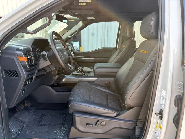 Used 2023 White Ford Tremor image 10