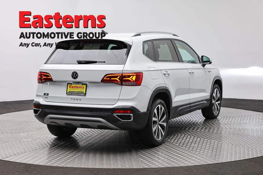 Used 2024 White Volkswagen 1.5T SE image 5