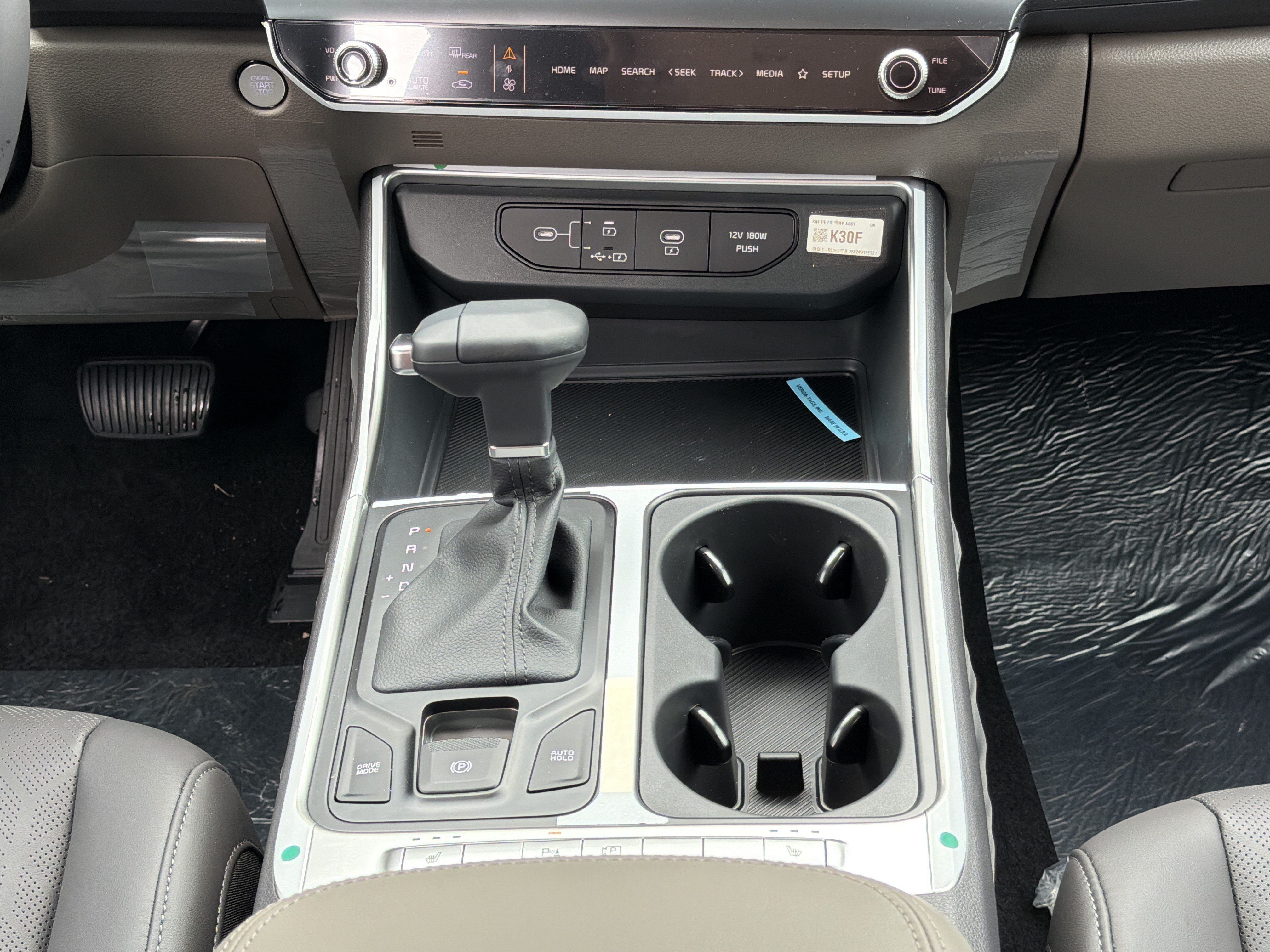 New 2026 Aurora Black Pearl Kia LXS image 6