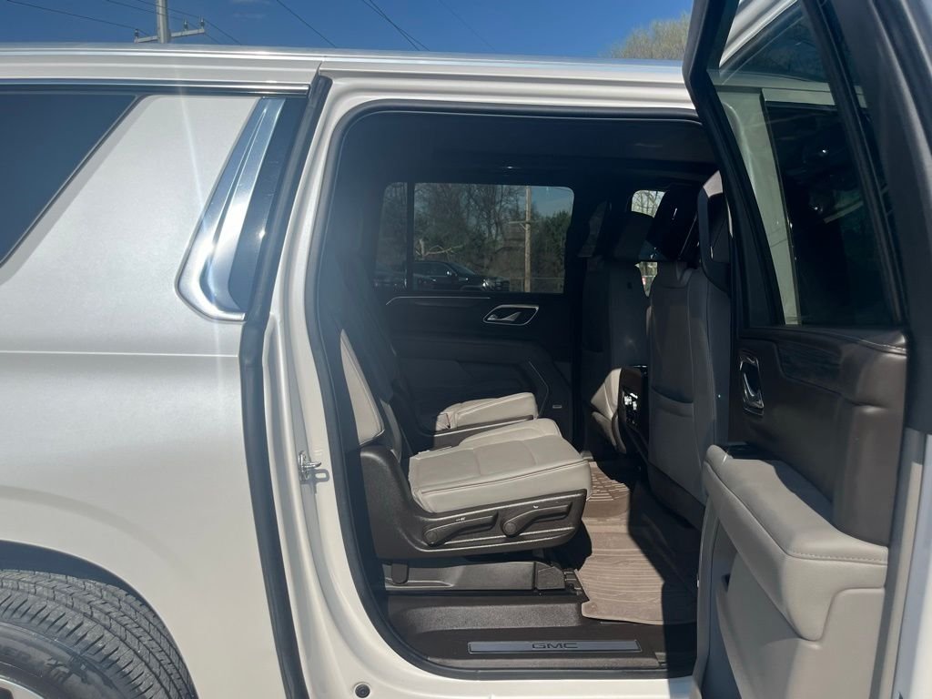 Used 2021 White Frost GMC SLT image 37
