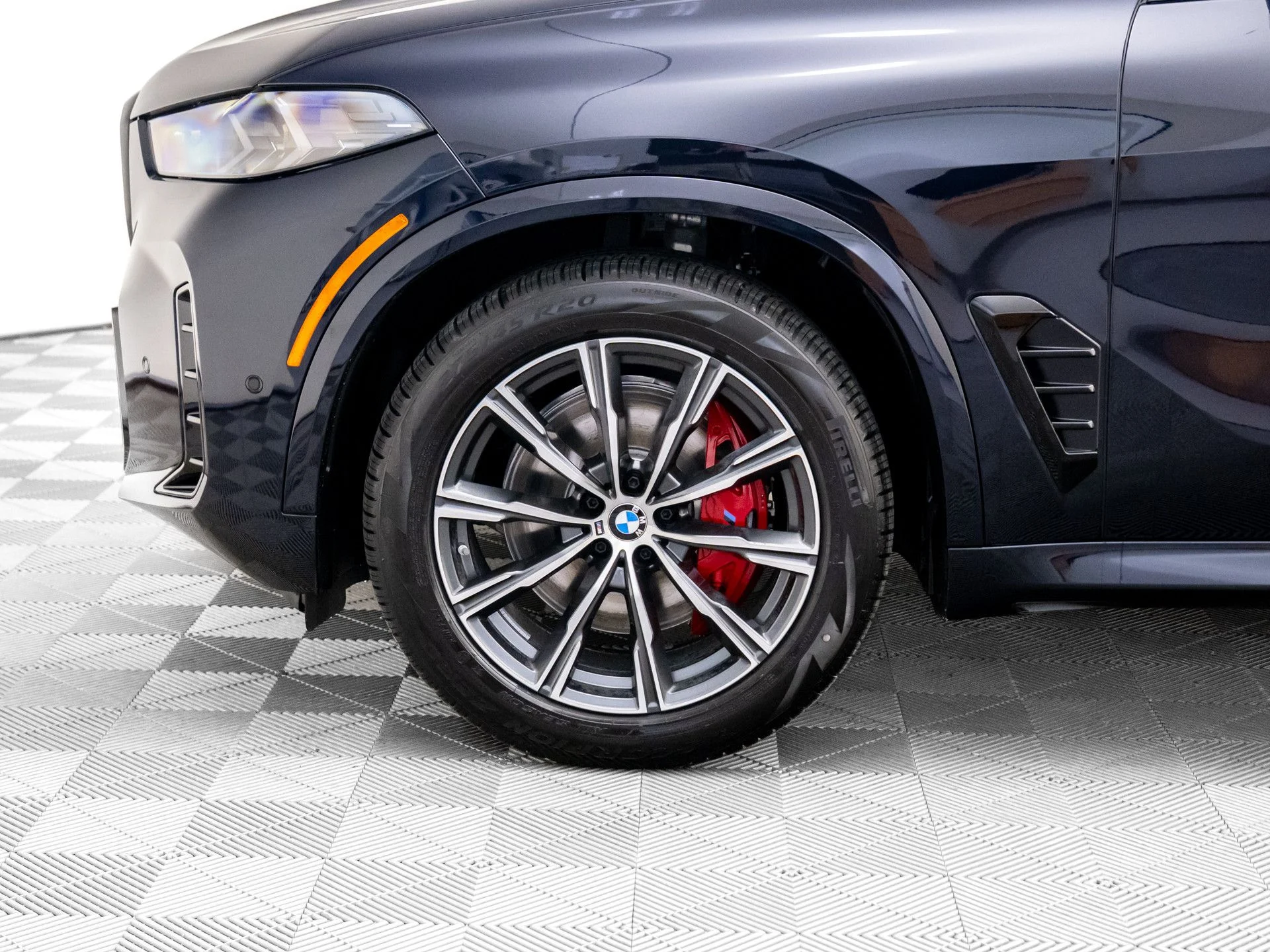 New 2026 Black BMW xDrive40i image 35