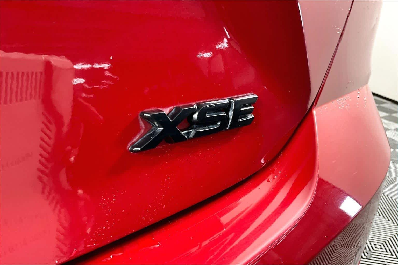 Used 2025 Supersonic Red/Midnight Black Metallic Toyota XSE image 10