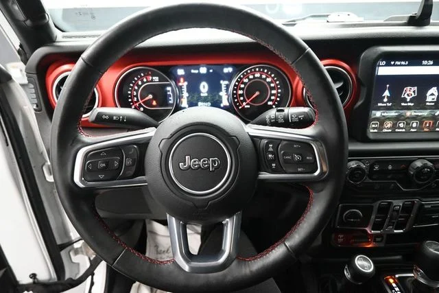 Certified Used 2019 White Jeep Unlimited Rubicon image 17