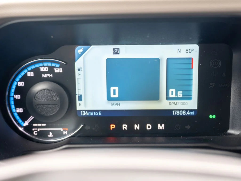 Used 2024 Gray Ford Wildtrak image 14