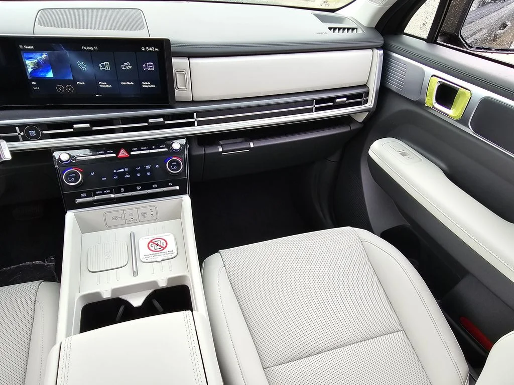 New 2027 Gray Hyundai SEL image 22