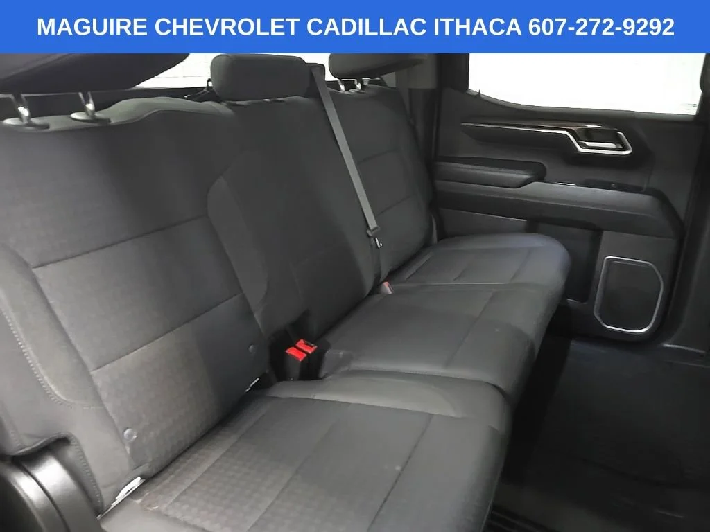 Used 2022 Summit White Chevrolet RST image 16