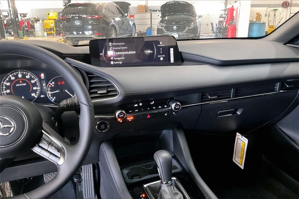 2026 MAZDA MAZDA3 - Image 5