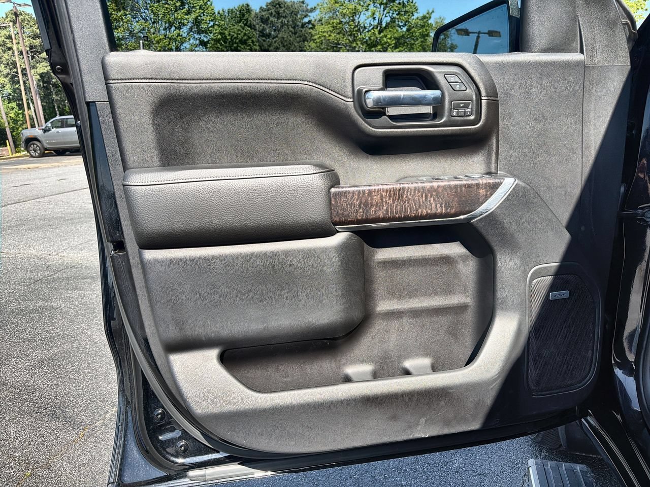Used 2019 ONYX BLACK GMC Denali image 18