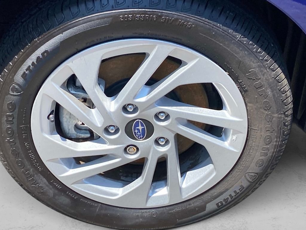 Used 2025 Blue Subaru Base image 27