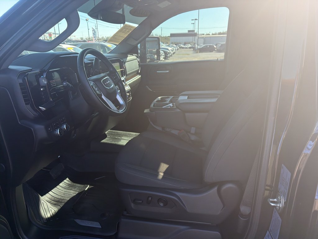 Used 2024 Black GMC SLE image 13