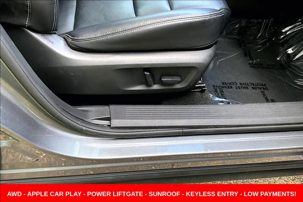 Used 2023 Gray Nissan SL image 36