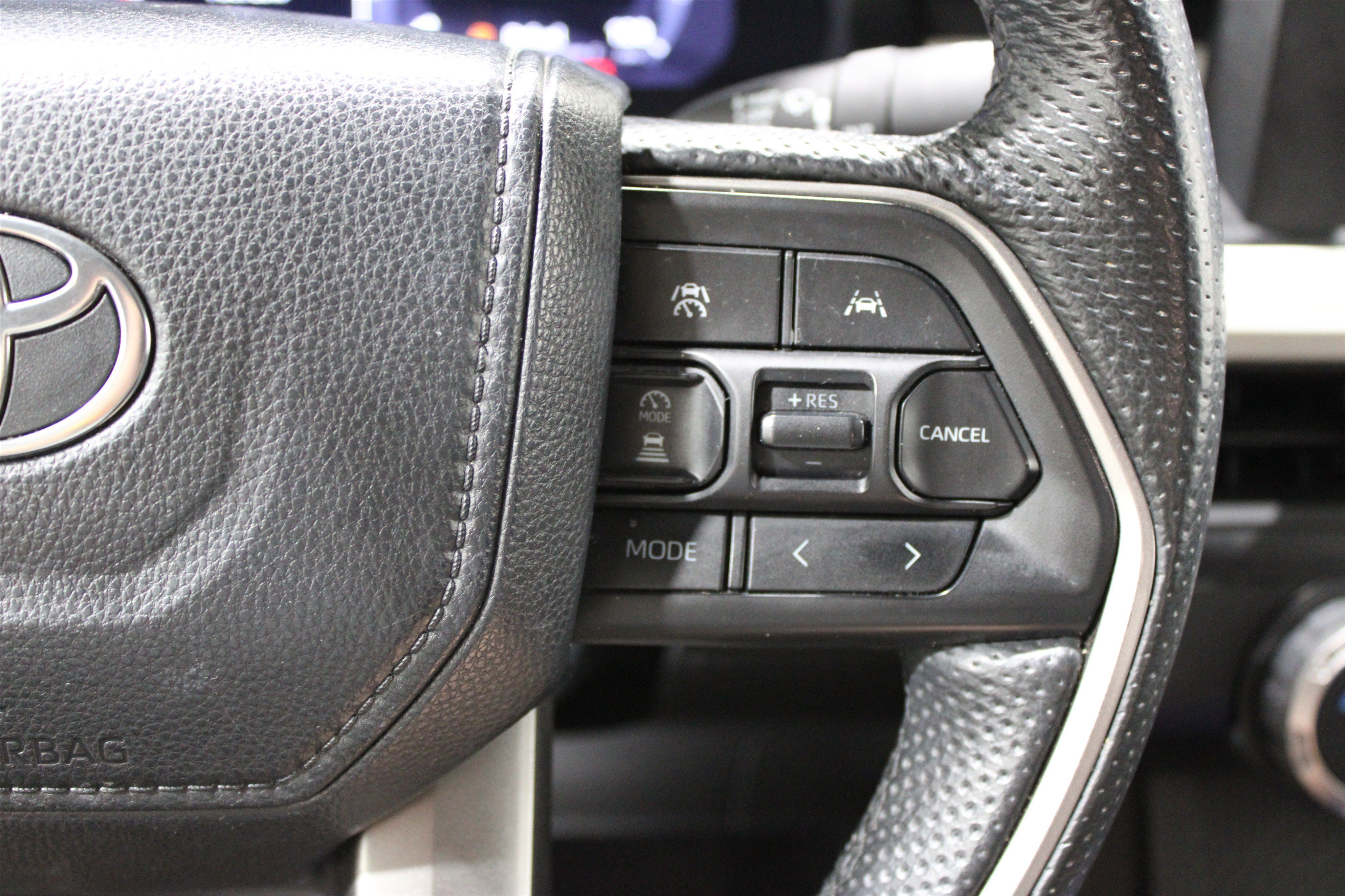 2024 Toyota Tacoma TRD Off Road - Photo 10