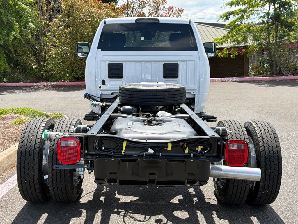 New 2026 Bright White Clearcoat RAM Tradesman image 6