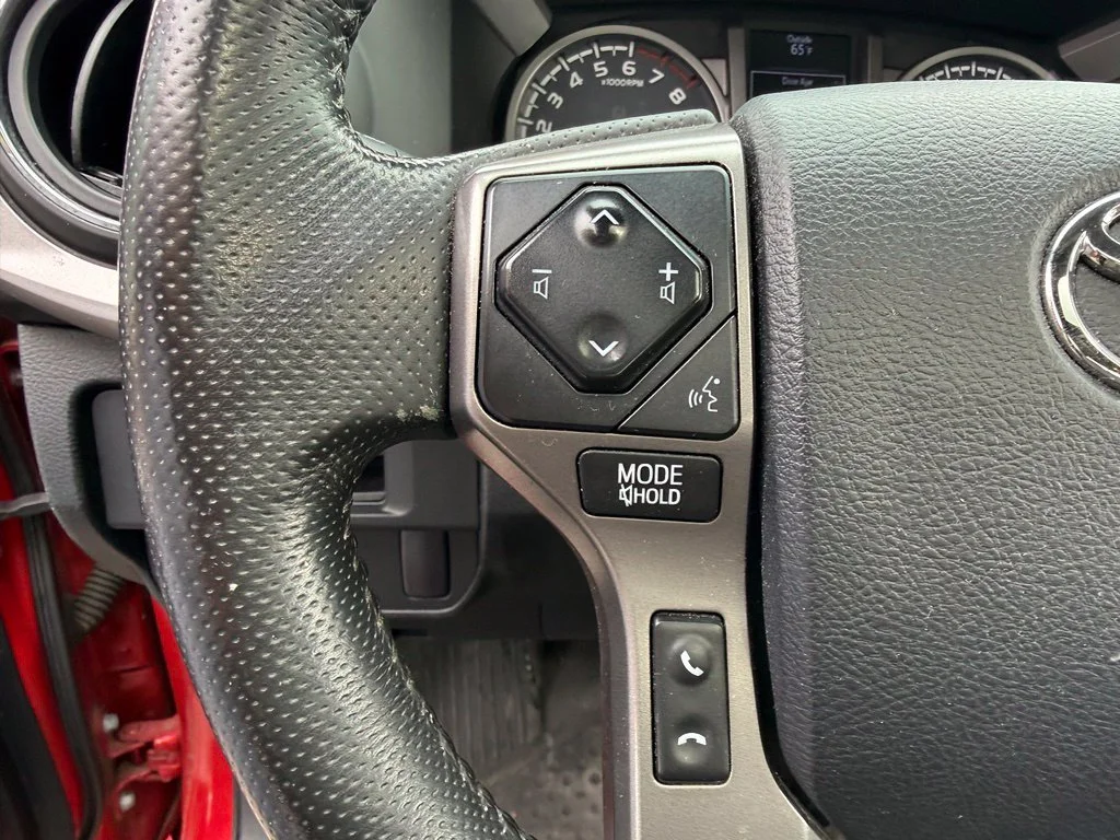 Used 2016 Barcelona Red Metallic Toyota Limited image 11