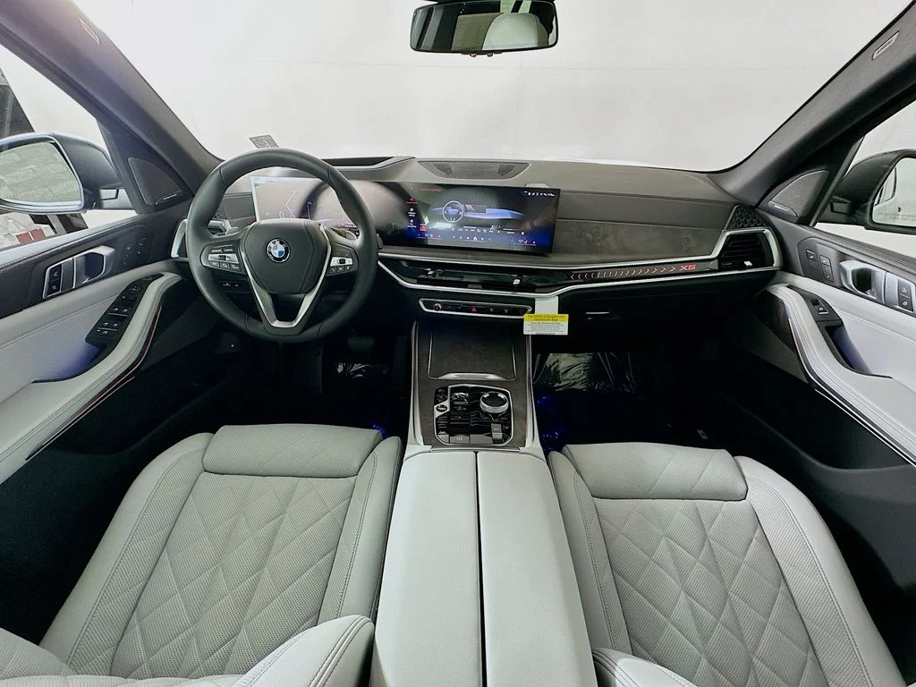 New 2026 Blue BMW xDrive50e image 26
