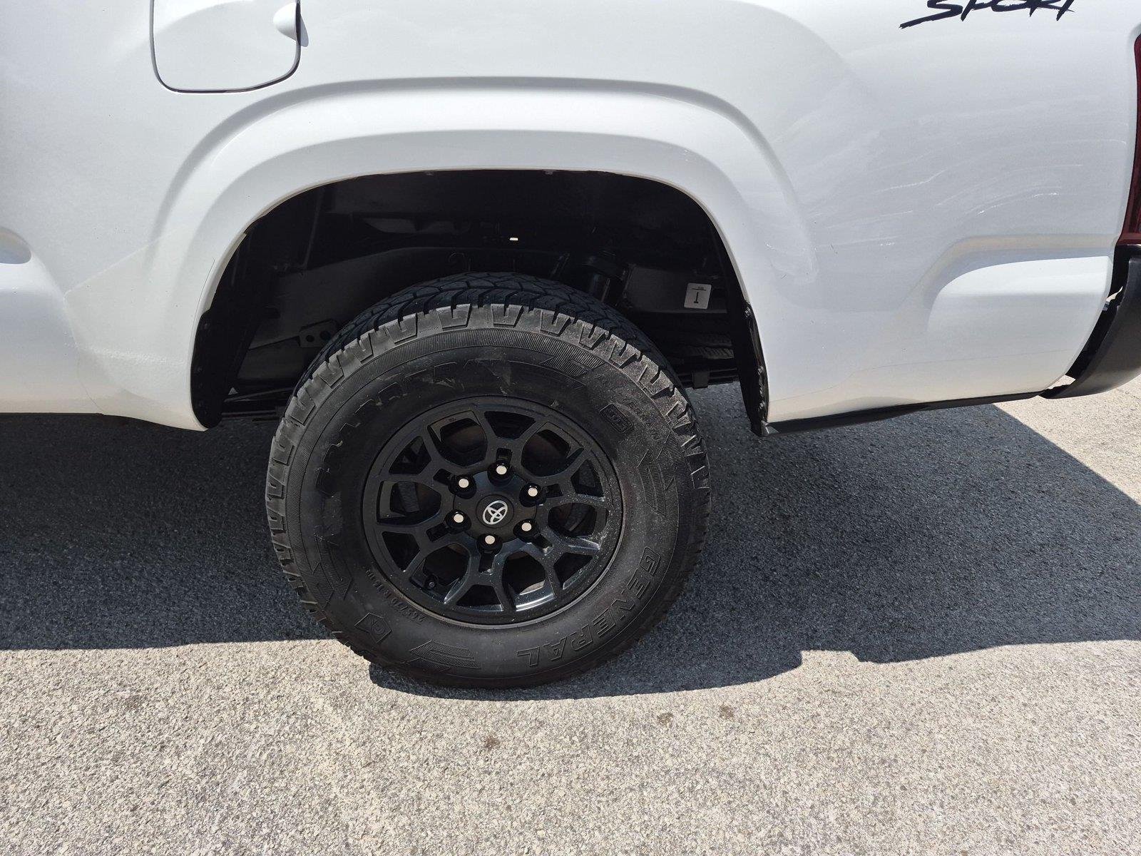 Used 2022 White Toyota SR image 11