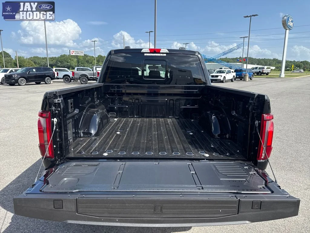 New 2026 Agate Black Metallic Ford Platinum® image 32