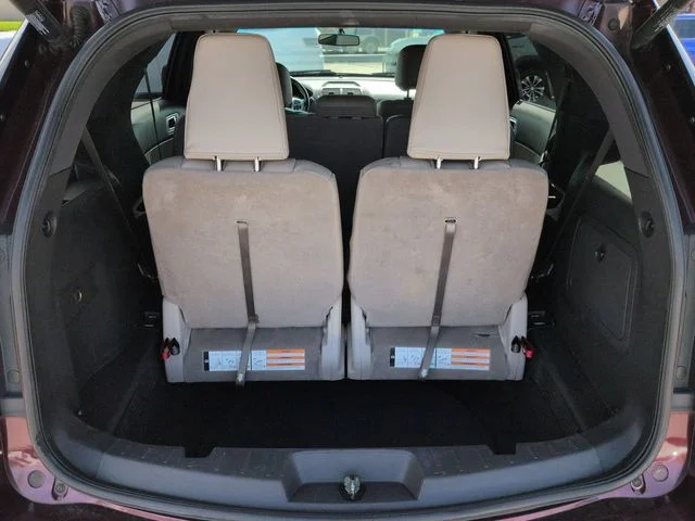 Used 2011 Red Ford XLT image 13