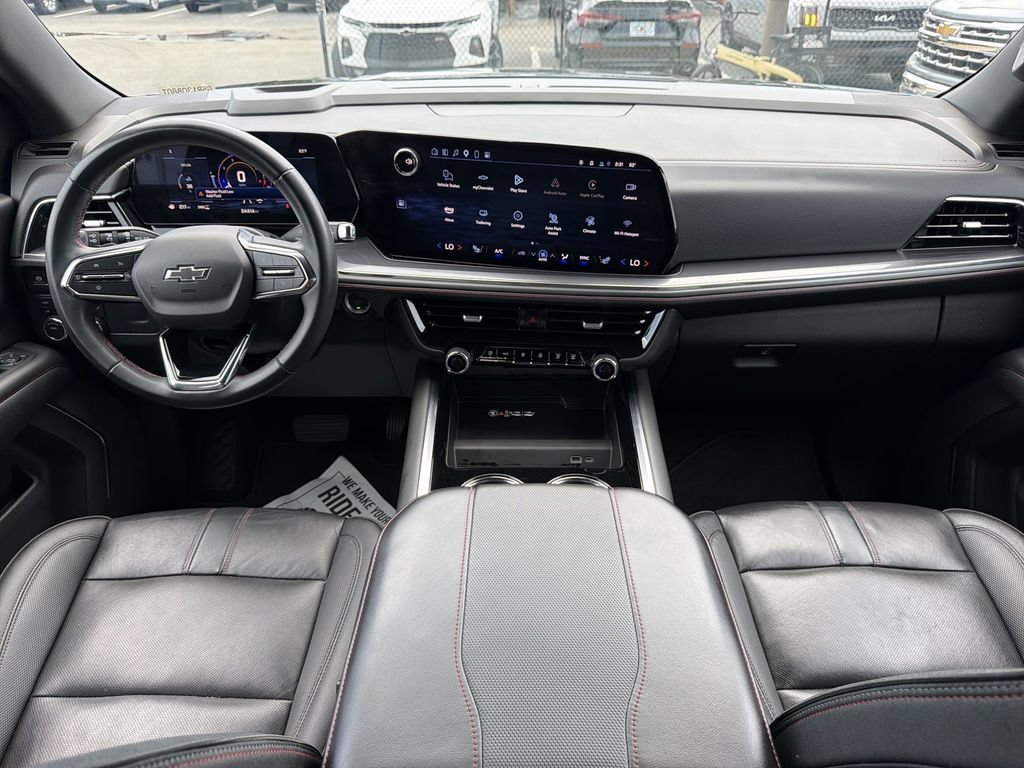 Used 2025 Black Chevrolet RST image 27
