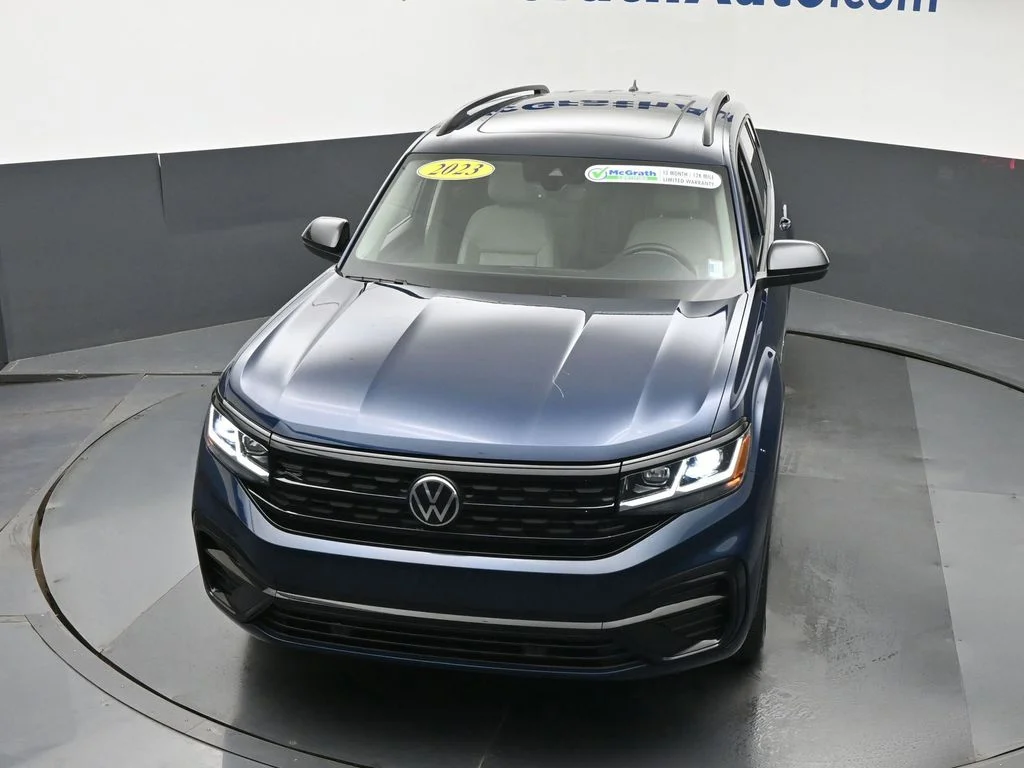 Certified Used 2023 Blue Volkswagen 3.6L V6 SEL R-Line image 30