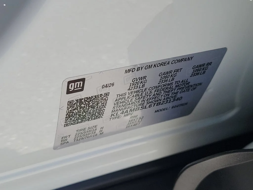 New 2026 Summit White Buick Preferred image 27