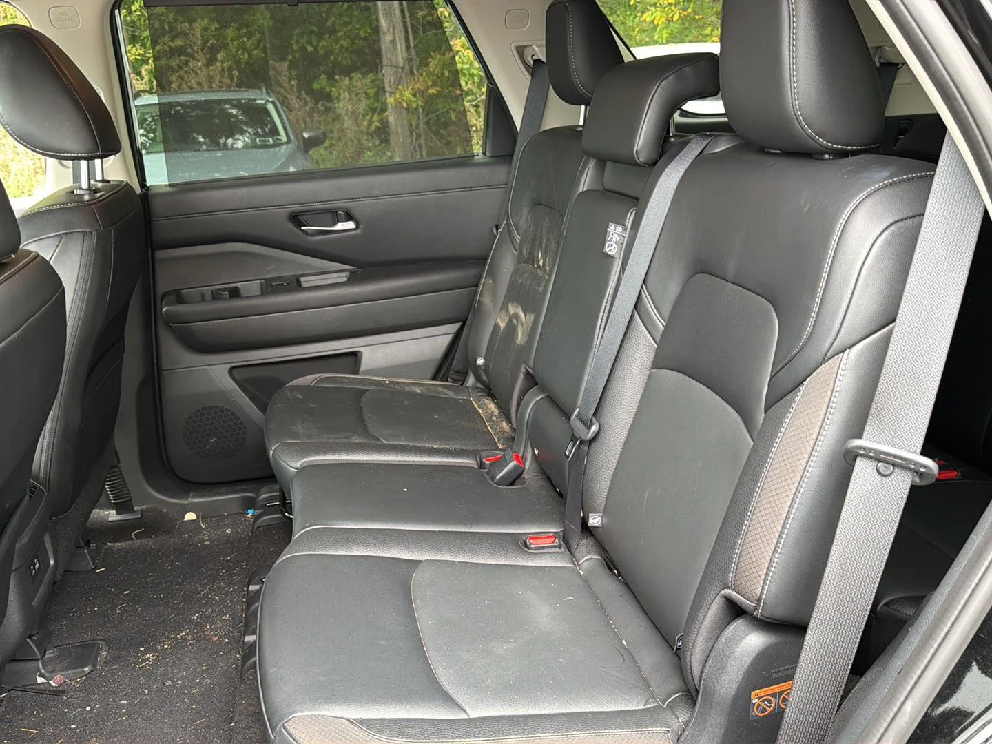 Used 2023 Super Black Nissan SL image 15