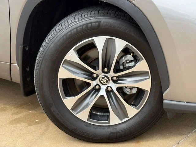 Certified Used 2026  Toyota XLE image 2