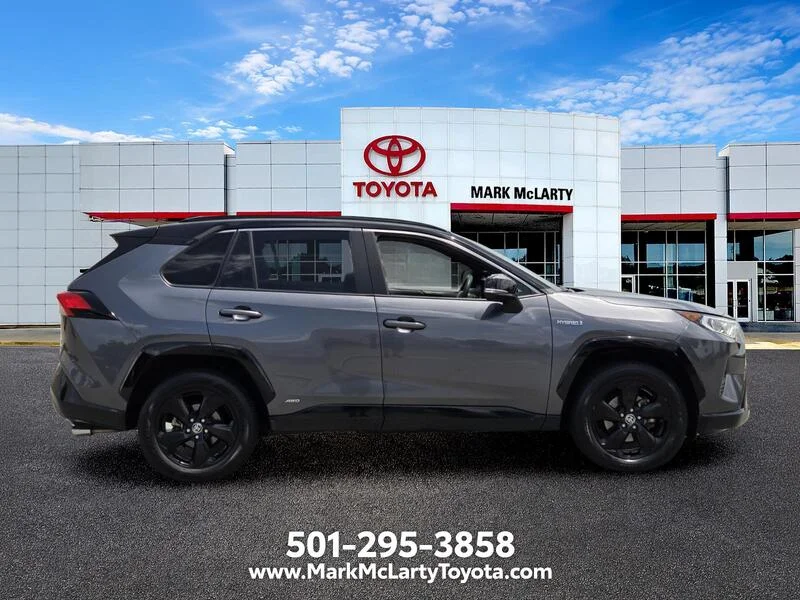 Used 2020 Magnetic Gray Metallic TOYOTA HYBRID XSE AWD image 6