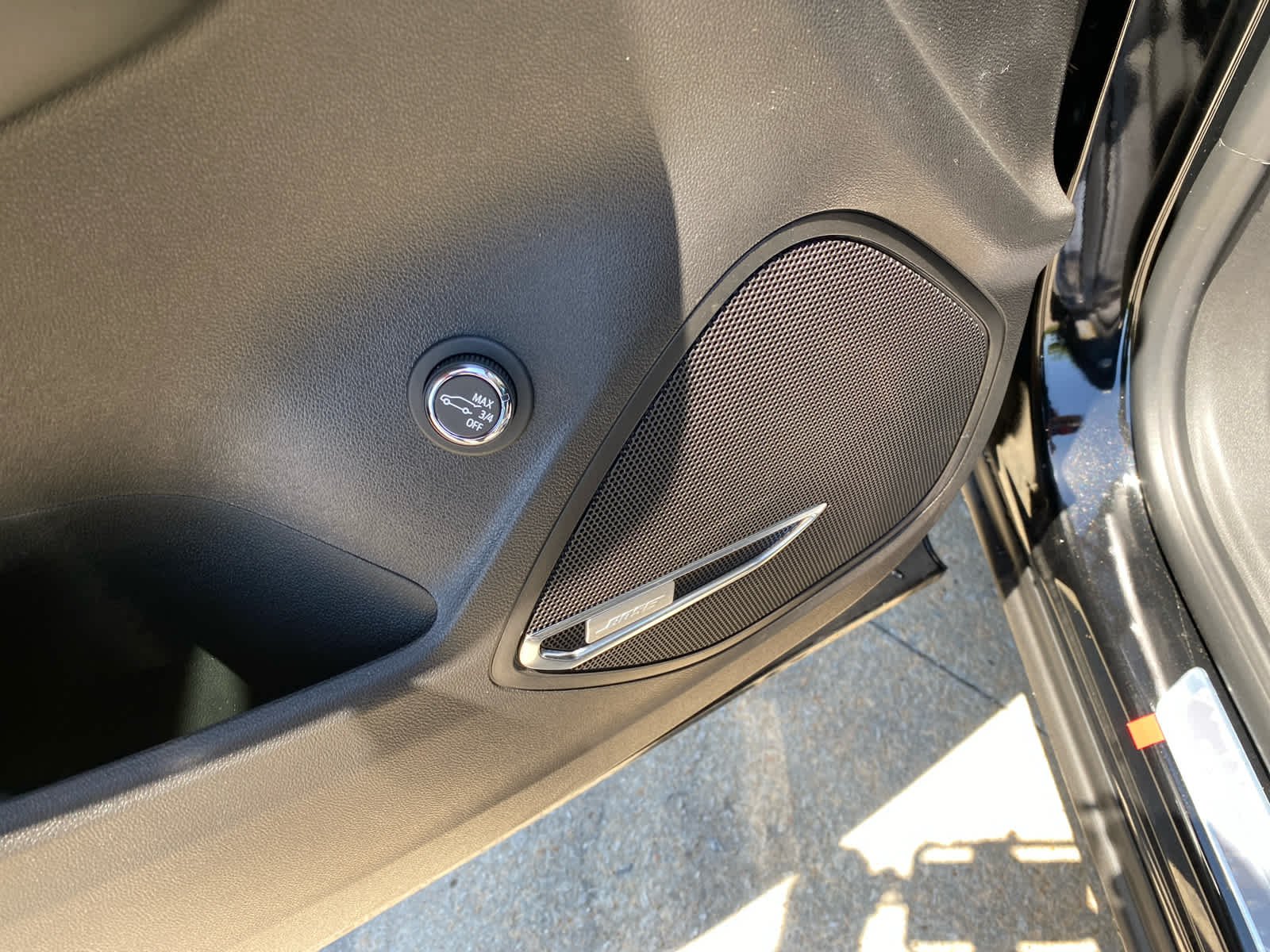 New 2026 Ebony Twilight Metallic Buick Avenir image 9