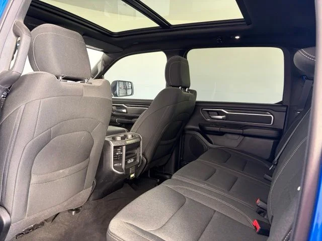 Used 2022 Blue Ram Big Horn/Lone Star image 16