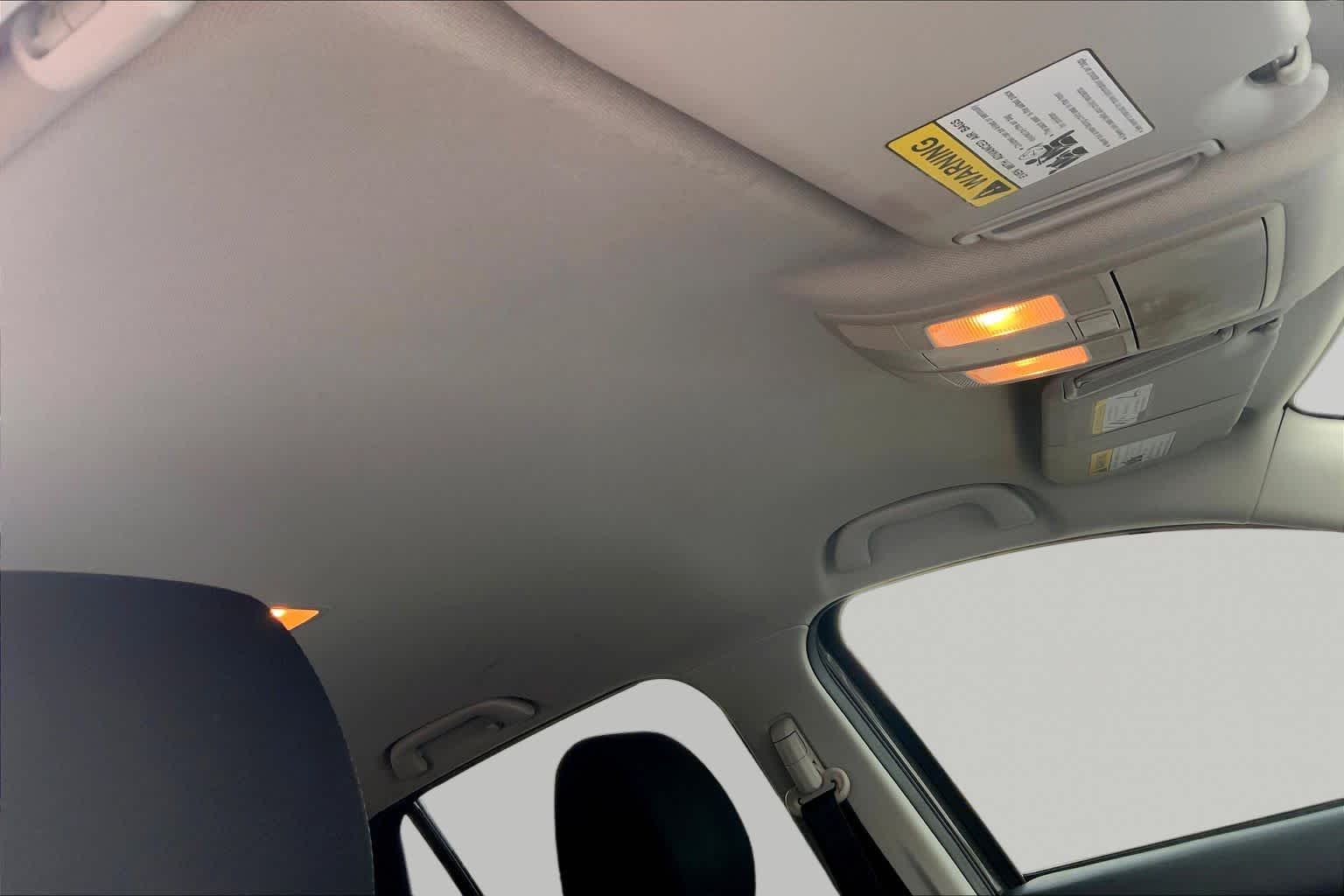 Used 2016 Titanium Flash Mica Mazda Touring image 14