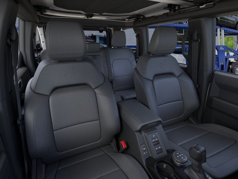 New 2026 Oxford White Ford Badlands® image 10