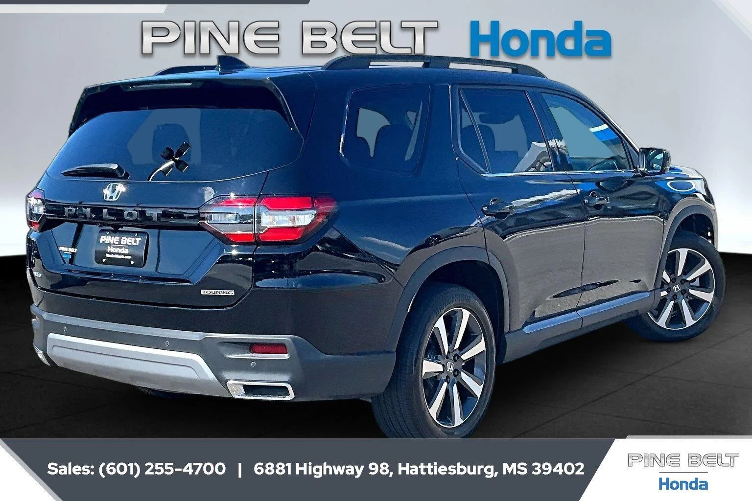 Used 2024 Crystal Black Pearl Honda Touring image 11