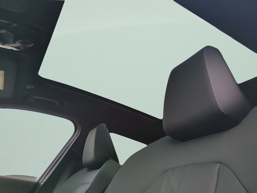 New 2025 Black Sapphire Metallic BMW 30 xDrive image 20