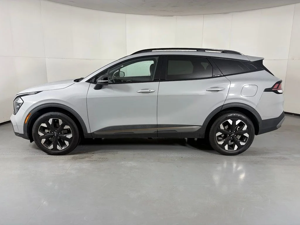 Used 2023 Gray Kia X-Line image 5