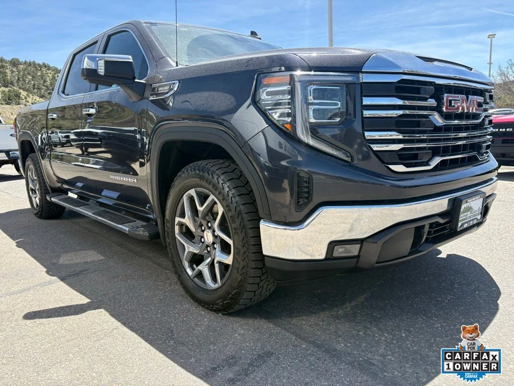 Used 2023 Titanium Rush Metallic GMC SLT image 11